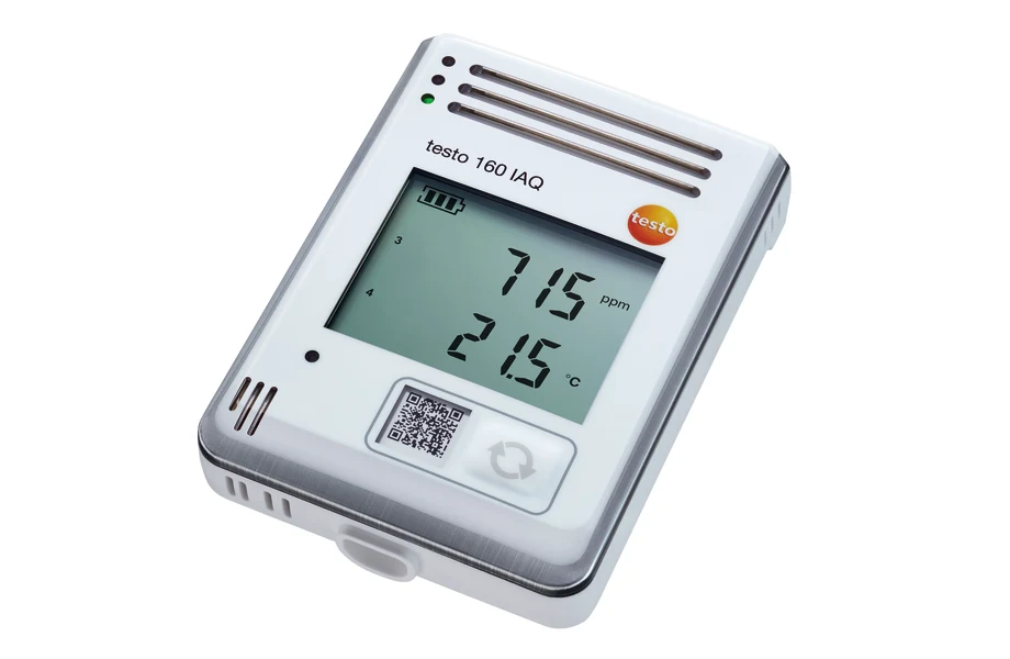 testo 160 IAQ - Funk-Datenlogger mit Display und integrierten Sensoren für Temperatur, Feuchte, CO2 und atmosphärischen Druck